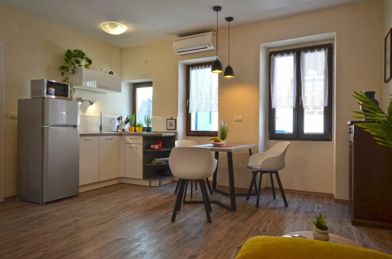 Bruno Apartment 로비니 크로아티아